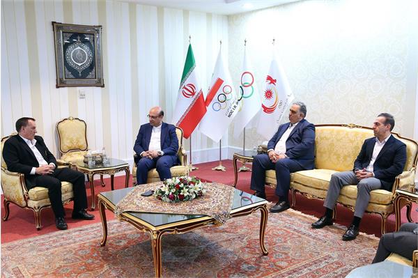 دیدار دبیرکل کمیته ملی المپیک با رییس فدراسیون جهانی موی تای 24