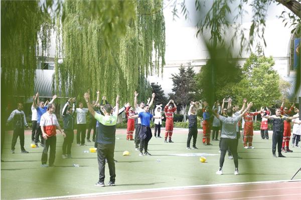 از سوی فدراسیون آمادگی جسمانی و تندرستی و با همکاری آکادمی المپیک؛   گردهمایی اصناف و مشاغل مختلف کشور برگزار شد