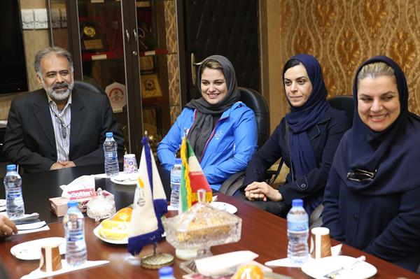 بازدید مسئولین کمیته ملی المپیک از فدراسیون های ورزشی 40