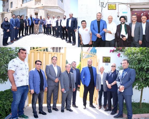 نصب تابلوی افتخار سیف پور،توکلی و رضایی بر سردر منزل آنها