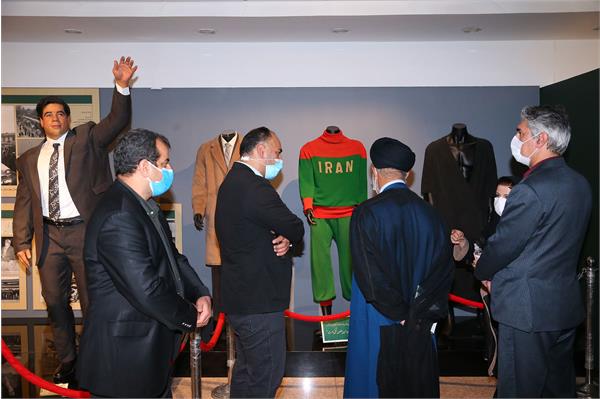 بازدید مدیرکل تربیت بدنی زندان های کشور از موزه ملی ورزش، المپیک و پارالمپیک 11