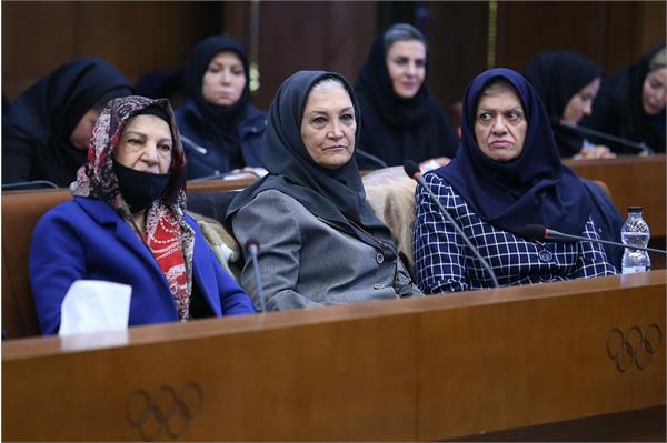 مراسم تجلیل از بانوان تاثیرگذار در ورزش زنان 48