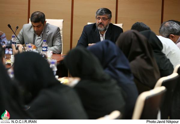 نشست خبری فدراسیون تکواندو درکمیته ملی المپیک برگزار شد؛پولادگر:ملی پوشان ما با تمام توان به مصاف حریفان آسیایی می روند