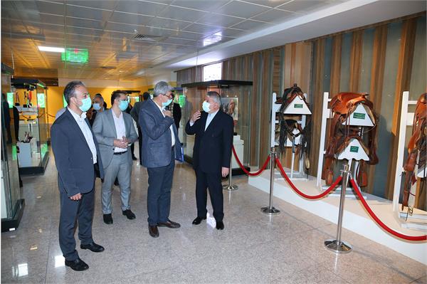 بازدید ریاست دانشگاه علوم تحقیقات و فناوری از موزه ملی ورزش و امضا تفاهم نامه همکاری با کمیته ملی المپیک 9