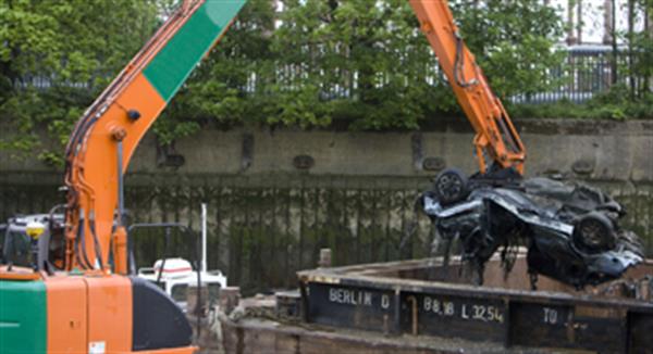 پاکسازی راههای آبی منتهی به المپیک پارک لندن و ساخت اسکله در رودخانه مرکزی