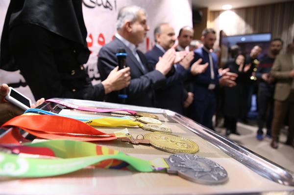 مراسم اهدا مدال و کاپ افتخارآفرینان ورزش کشور به موزه المپیک و پارالمپیک 49