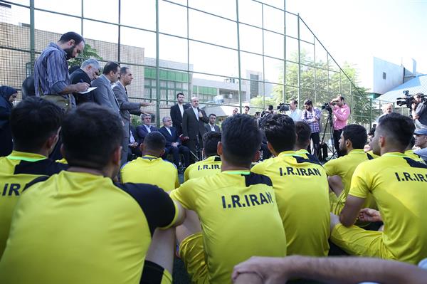 بازدید مسئولان ورزش کشور از تیم های ملی ناشنوایان 13