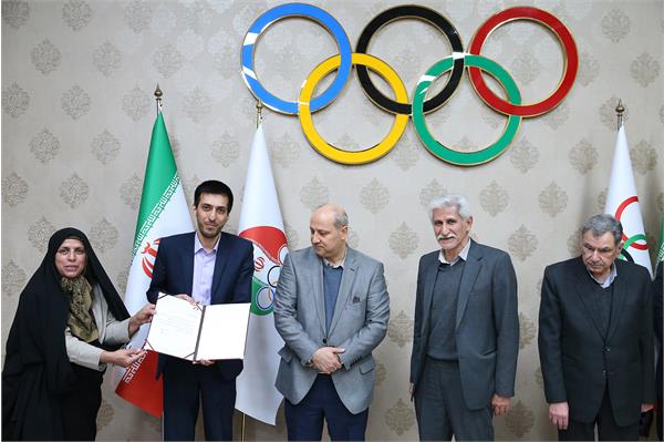 جلسه کمیسیون آموزش و مدیریت 36