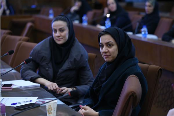 جلسه مدیریت رهبری زنان 6