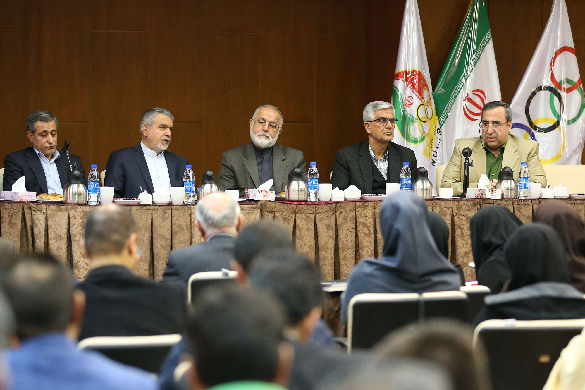 نشست ماهیانه مسوولان کمیته ملی المپیک با کارمندان کمیته ملی المپیک 17