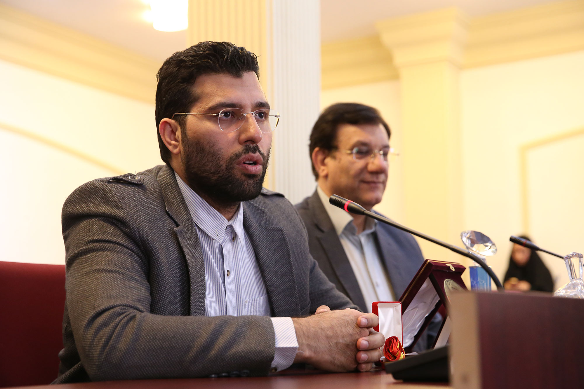 اهدای مدال ها و افتخارات 7