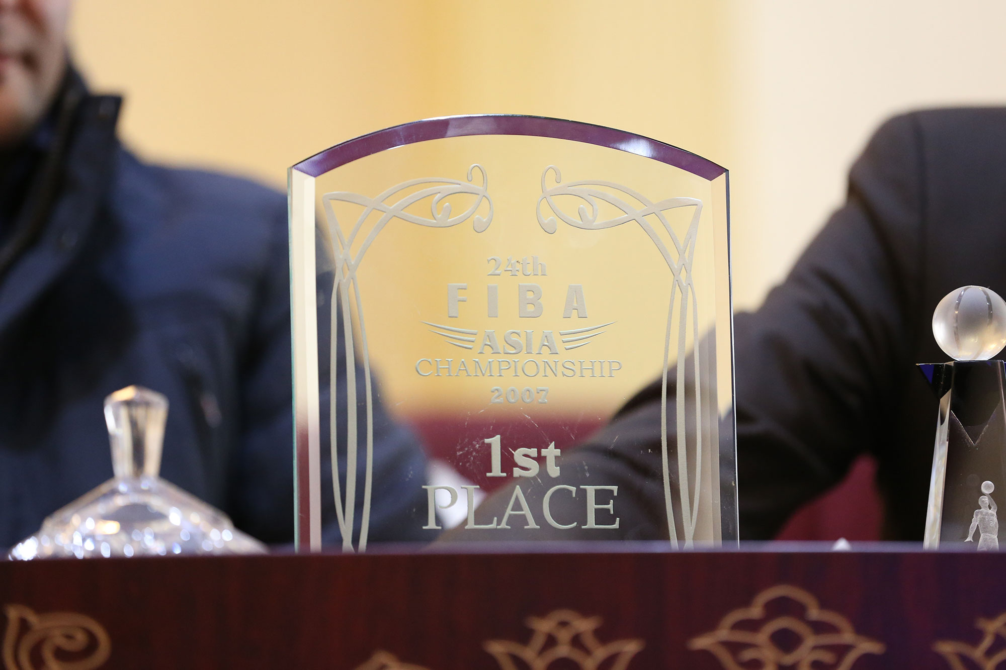 اهدای مدال ها و افتخارات 22