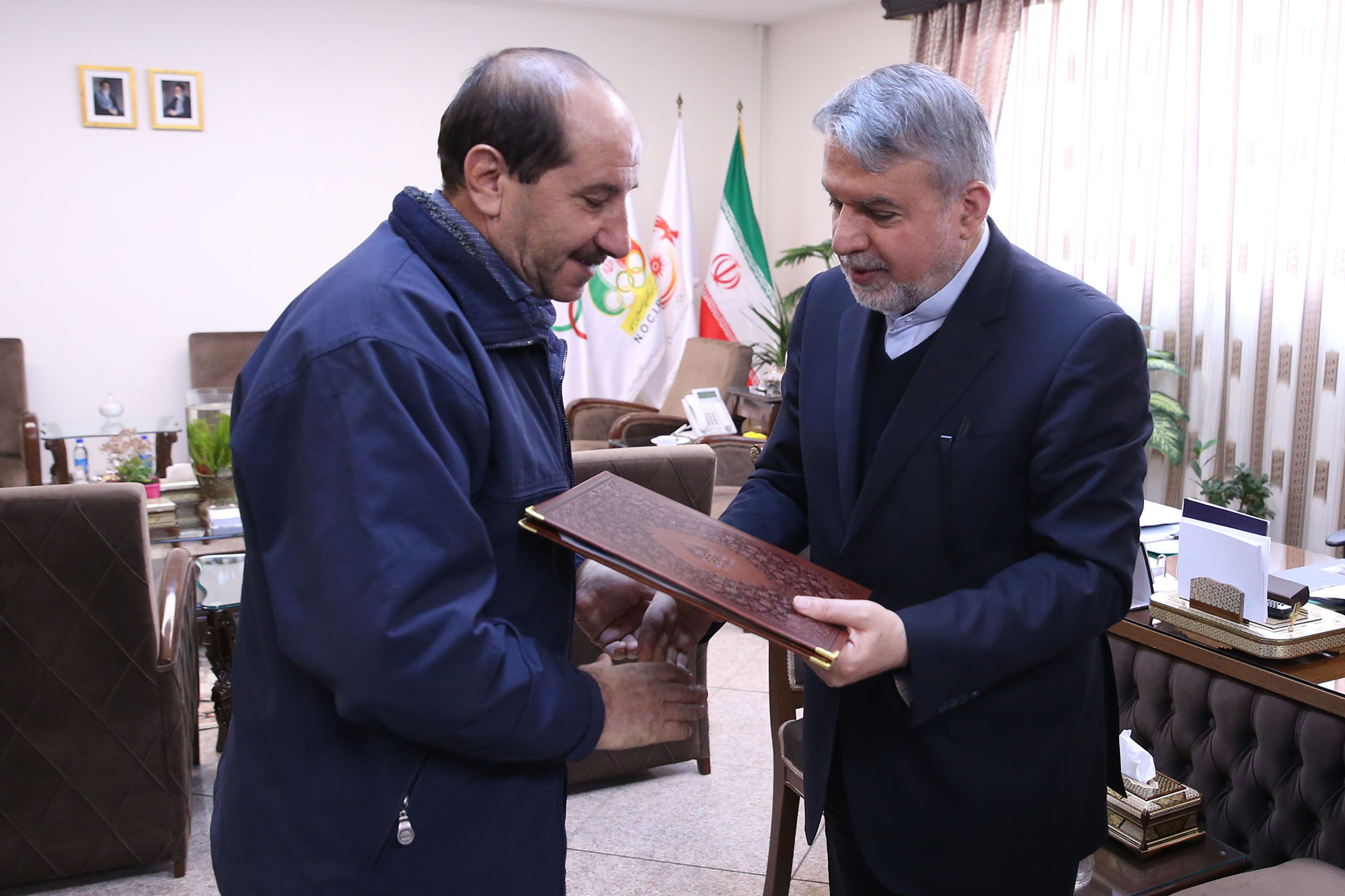 مراسم تقدیر از پرسنل ایثارگر کمیته ملی المپیک 7