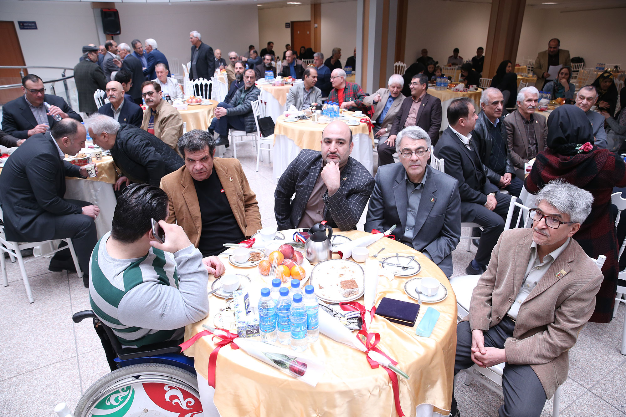 نشست صمیمی پبشکسوتان ورزشی کشور با مسئولین وزارت ورزش و کمیته ملی المپیک و پارالمپیک 10