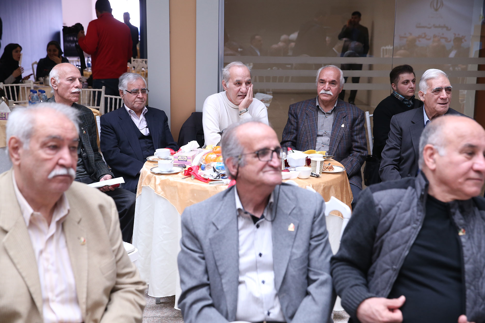 نشست صمیمی پبشکسوتان ورزشی کشور با مسئولین وزارت ورزش و کمیته ملی المپیک و پارالمپیک 11