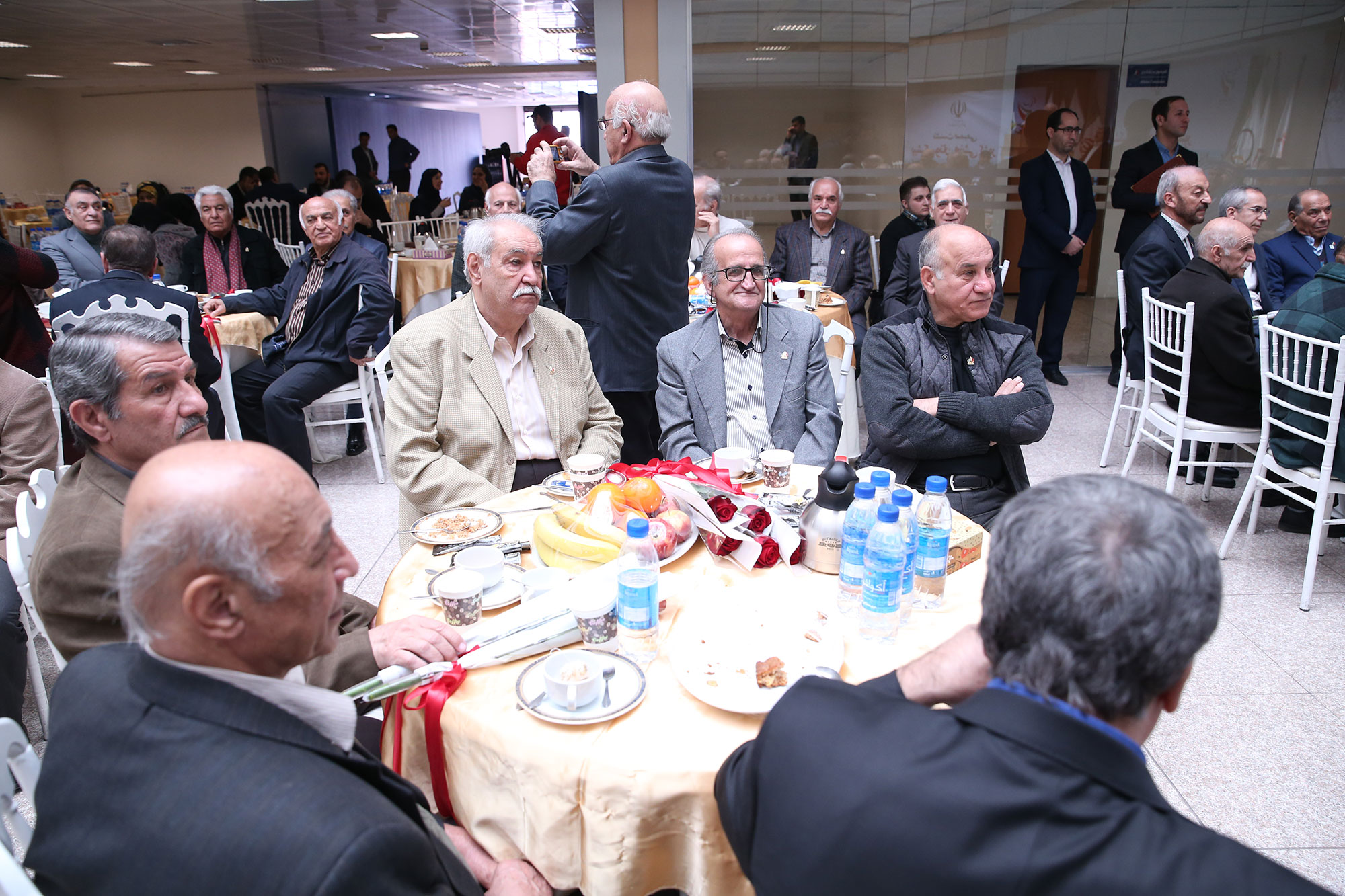 نشست صمیمی پبشکسوتان ورزشی کشور با مسئولین وزارت ورزش و کمیته ملی المپیک و پارالمپیک 12