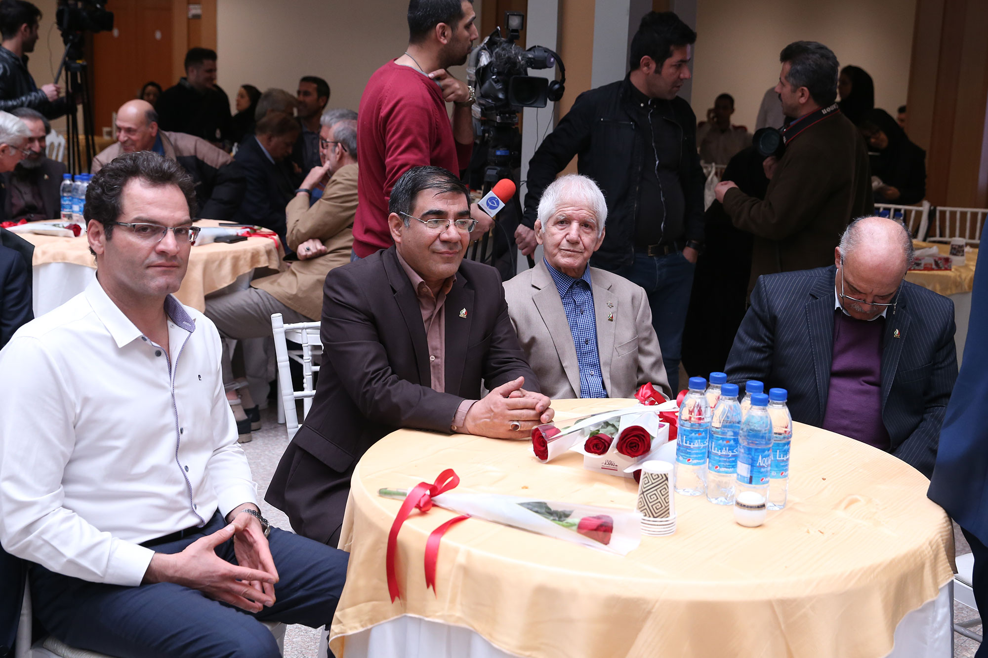 نشست صمیمی پبشکسوتان ورزشی کشور با مسئولین وزارت ورزش و کمیته ملی المپیک و پارالمپیک 38