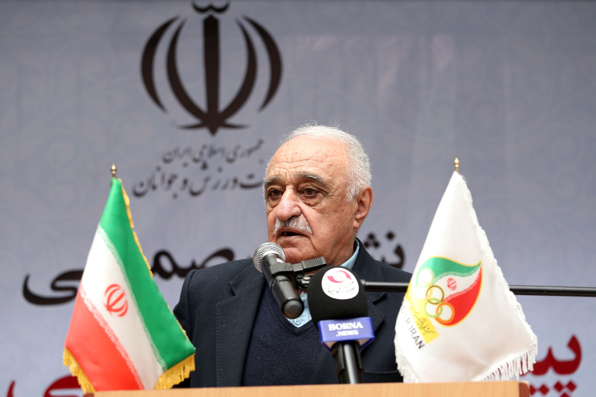 نشست صمیمی پبشکسوتان ورزشی کشور با مسئولین وزارت ورزش و کمیته ملی المپیک و پارالمپیک 47