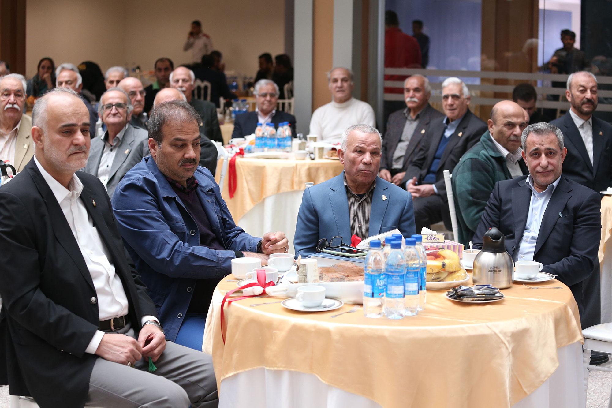 نشست صمیمی پبشکسوتان ورزشی کشور با مسئولین وزارت ورزش و کمیته ملی المپیک و پارالمپیک 53