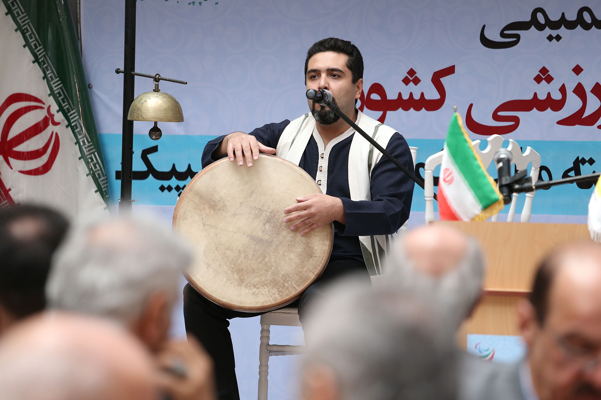 نشست صمیمی پبشکسوتان ورزشی کشور با مسئولین وزارت ورزش و کمیته ملی المپیک و پارالمپیک 65