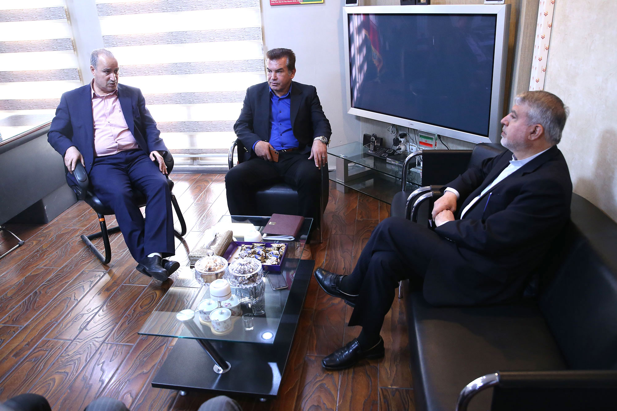 بازدید مسوولان کمیته ملی المپیک از فدراسیون های ورزشی 37