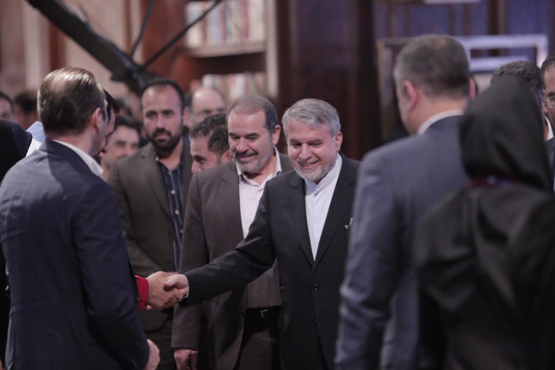 گردهمایی ورزشکاران و هنرمندان برای کمک به هموطنان سیل زده 10