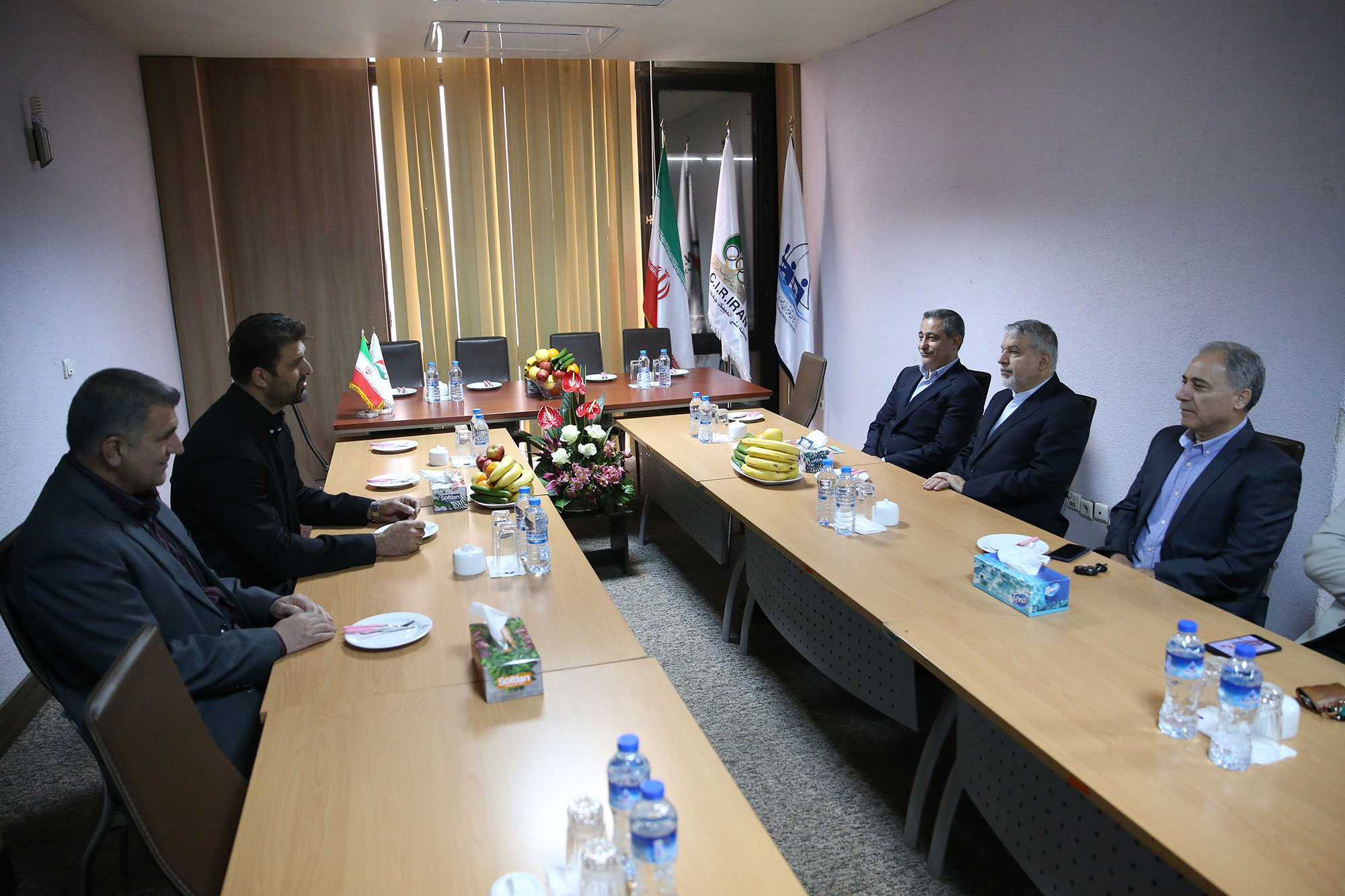 بازدید مسئولین کمیته ملی المپیک از فدراسیون های ورزشی 1