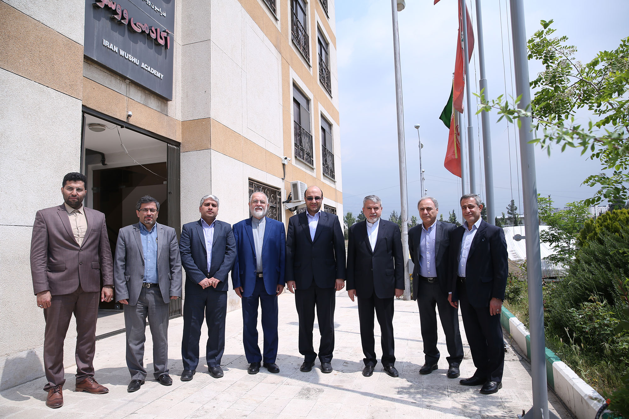 بازدید مسئولین کمیته ملی المپیک از فدراسیون های ورزشی 37