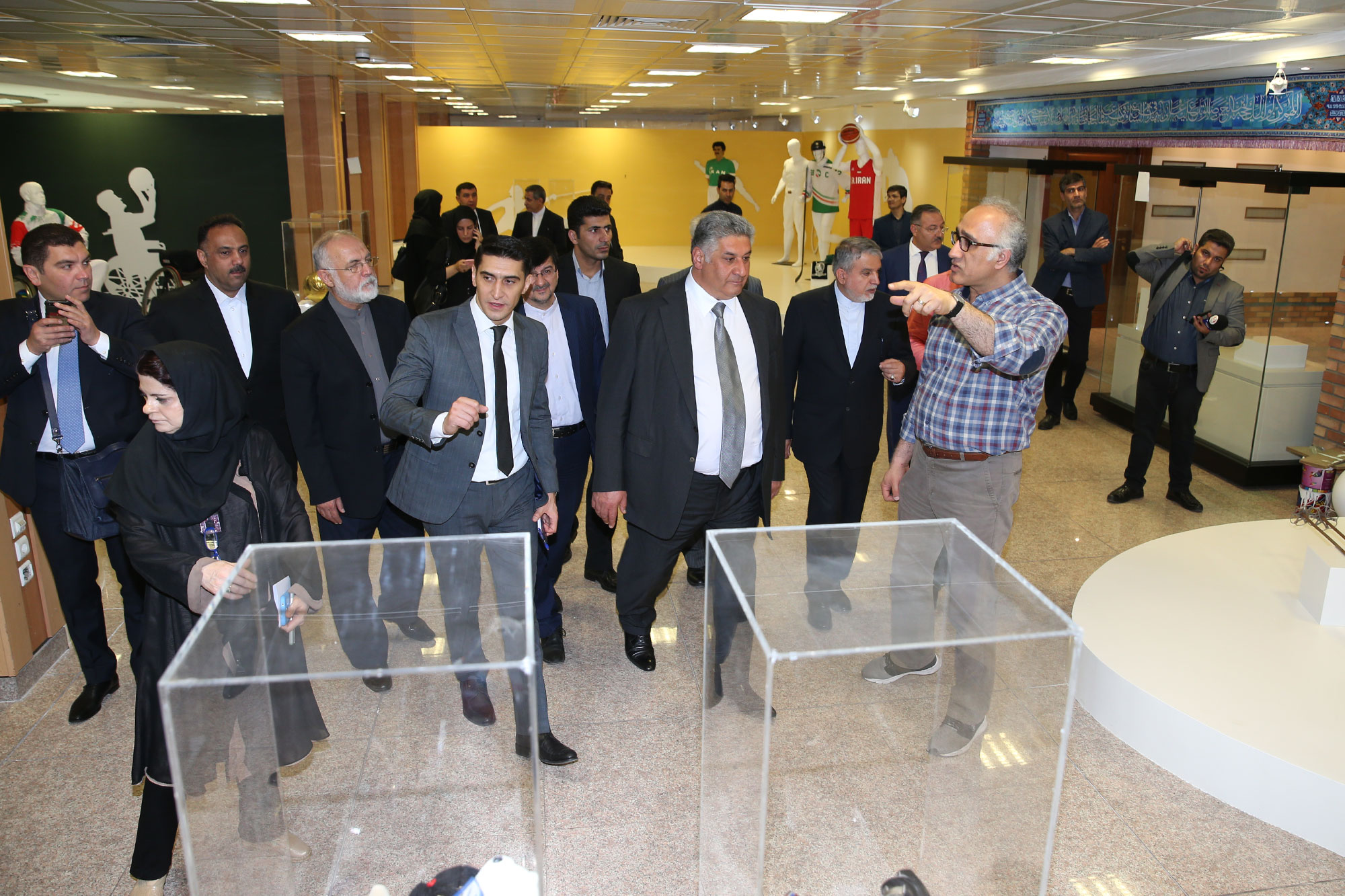 دیدار مسئولین کمیته ملی المپیک با وزیر ورزش آذربایجان 17