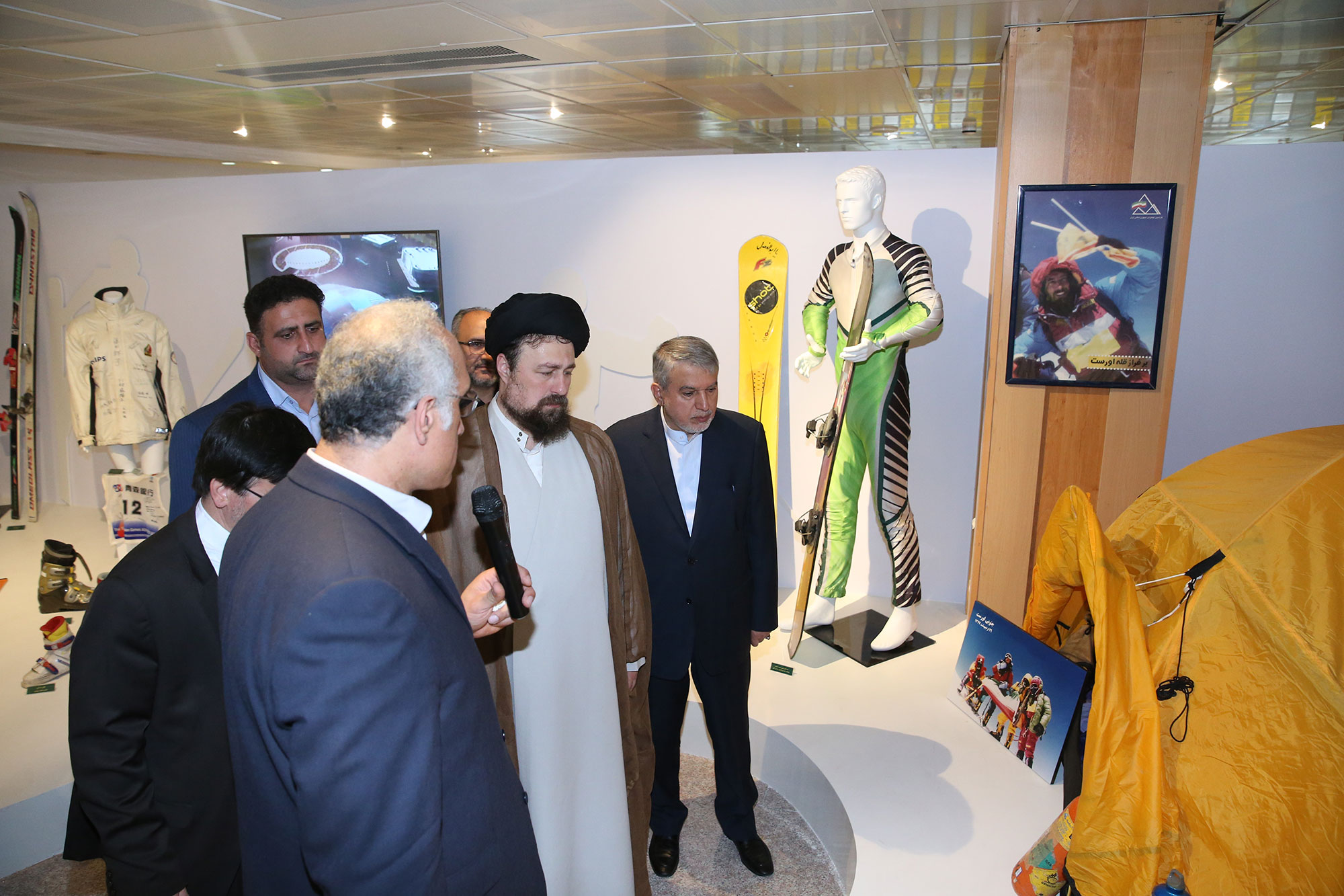 نشست صمیمی پبشکسوتان ورزشی کشور با آیت الله سید حسن خمینی،مسوولان وزارت ورزش و جوانان و کمیته ملی المپیک و پارالمپیک 26