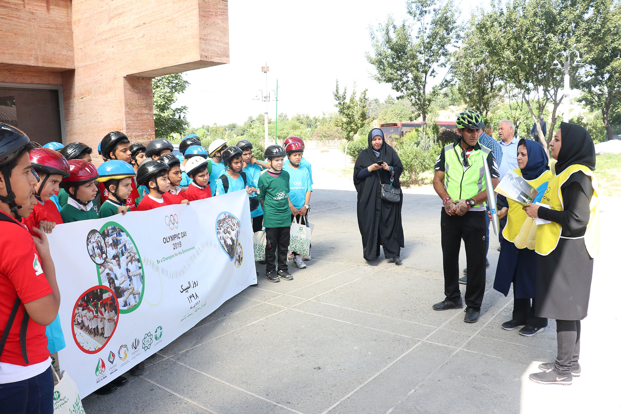 هفته المپیک - روز محیط زیست، پارک پردیسان 4