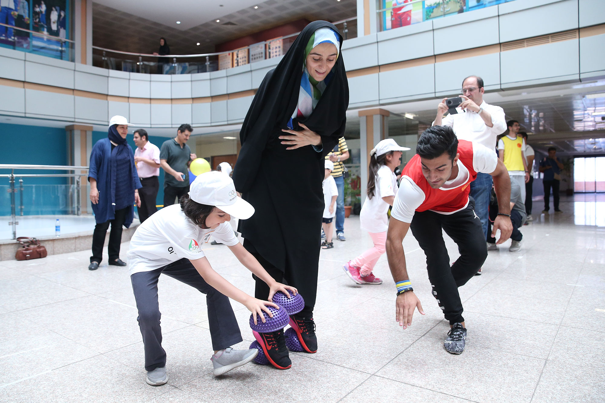 هفته المپیک - دوی روز المپیک بانوان و همایش مادر و کودک 16