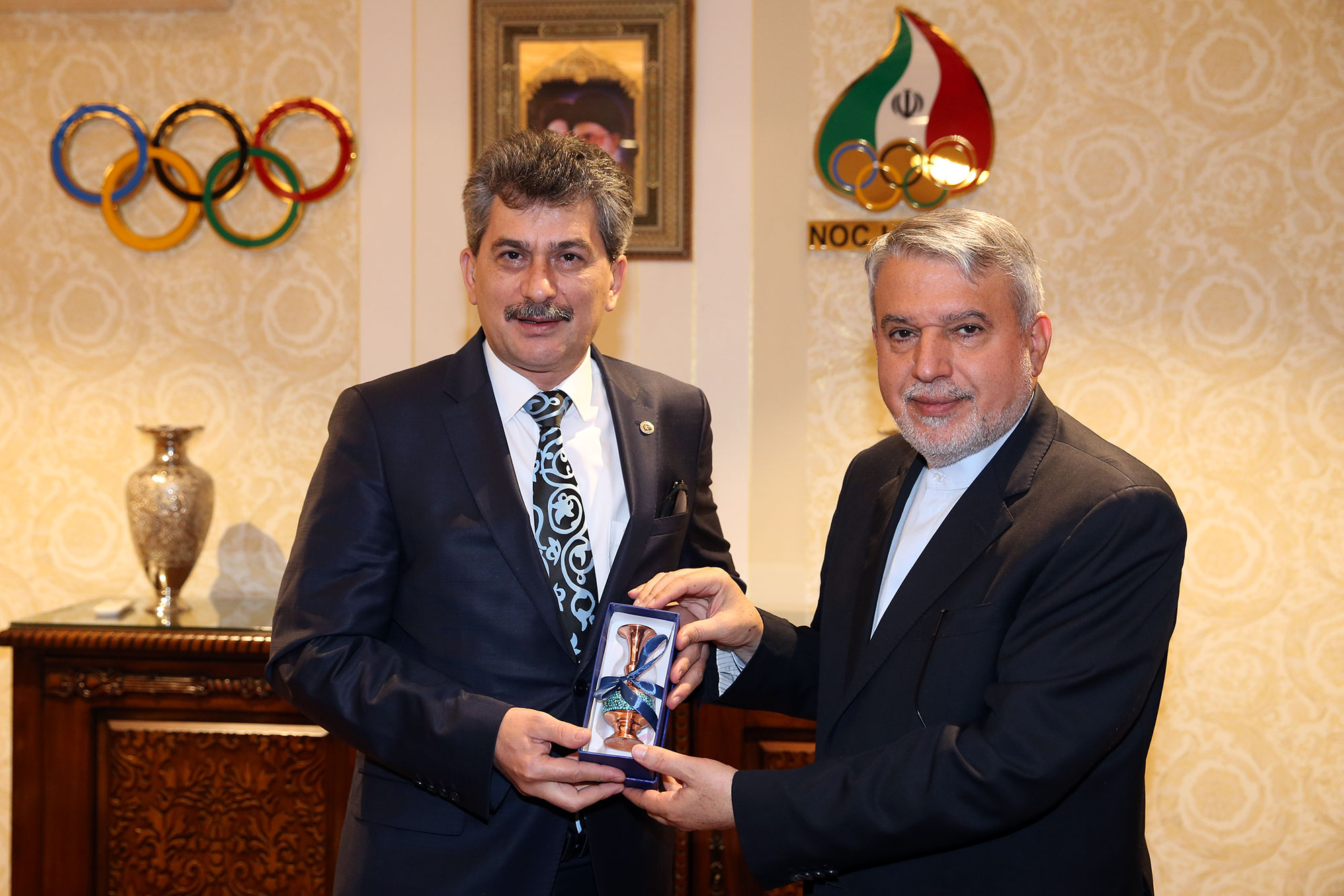 دیدار ریاست کمیته ملی المپیک با سفیر ترکیه در ایران 16