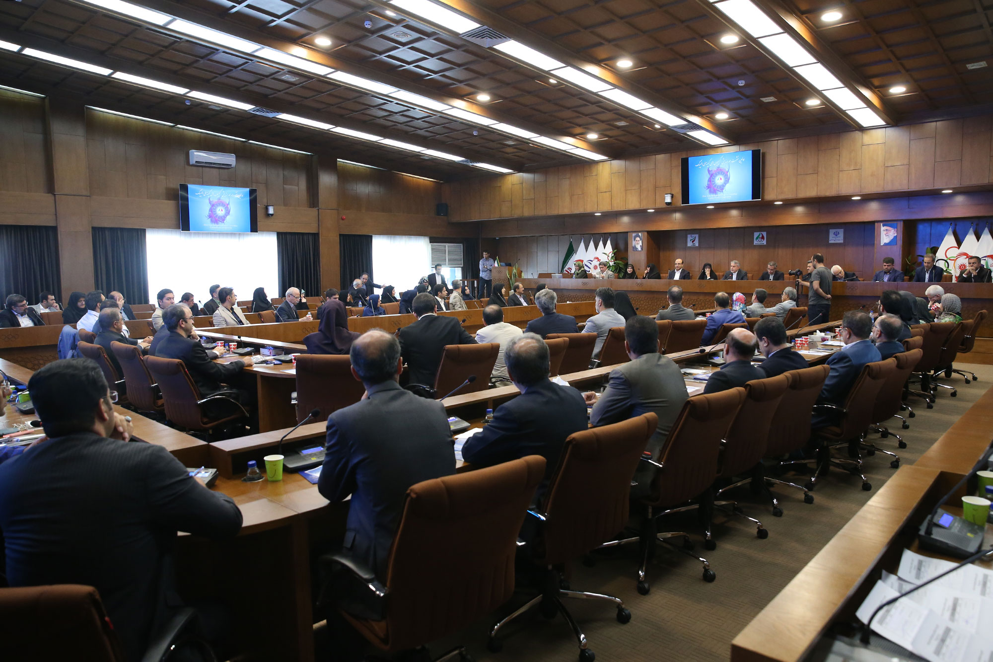 اولین نشست هم اندیشی کمیسیون های کمیته ملی المپیک 9