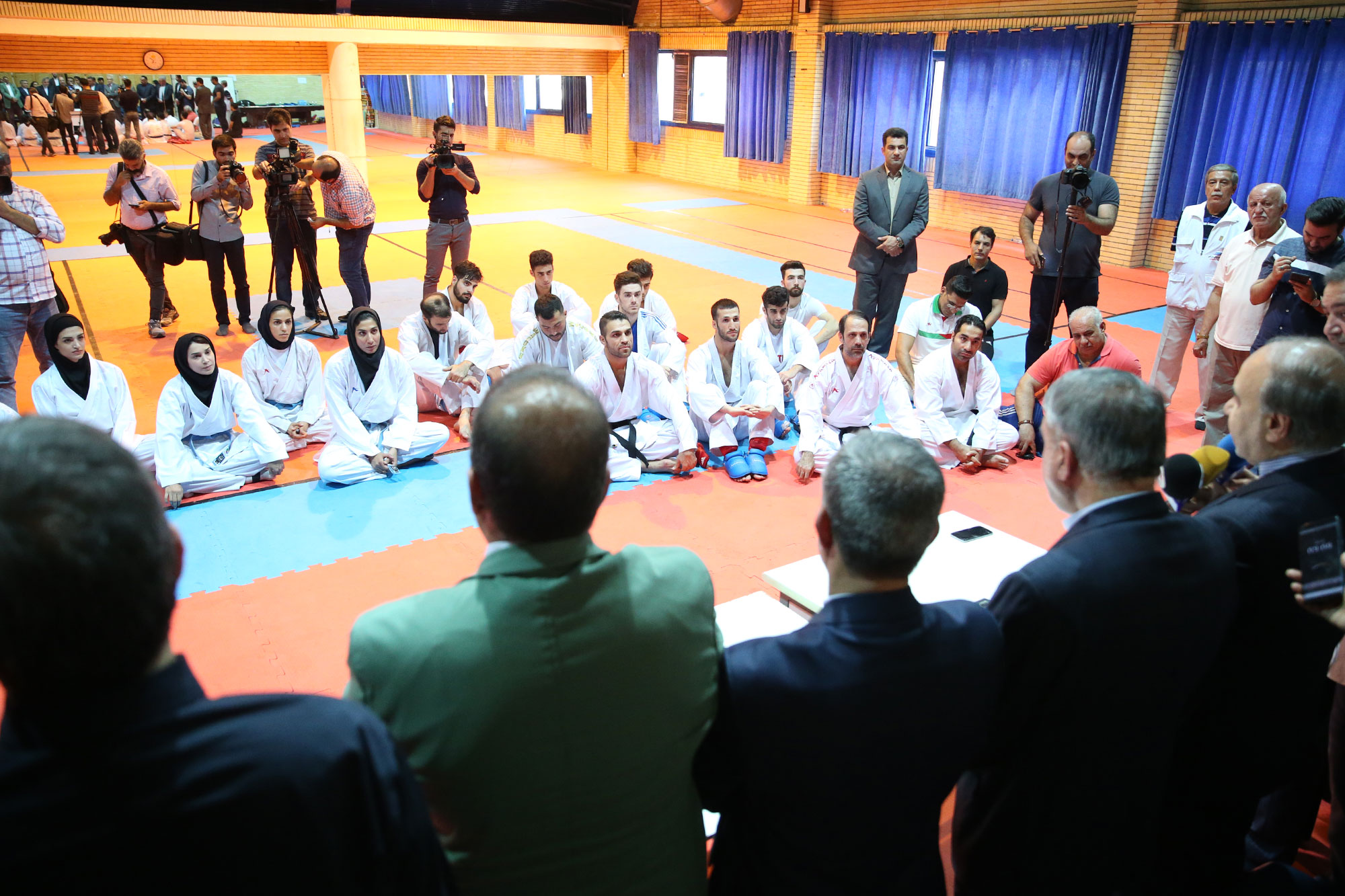 بازدید مسوولان ورزش کشور از اردو تیم های ملی کاراته، دوومیدانی و تکواندو 10