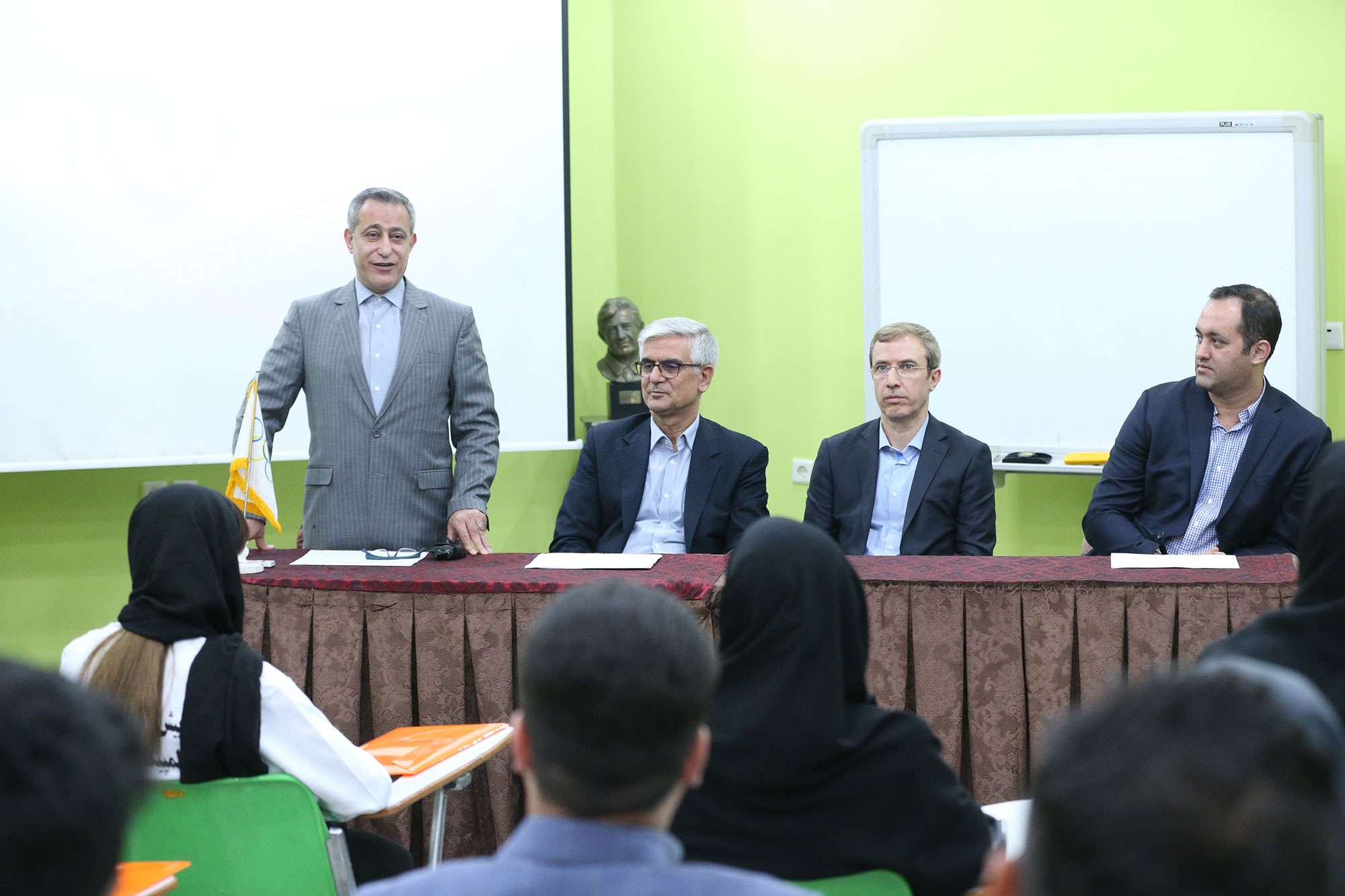 مراسم افتتاحیه بورسیه ورزشی امیدها و ستاره های المپیک ویژه دختران 13