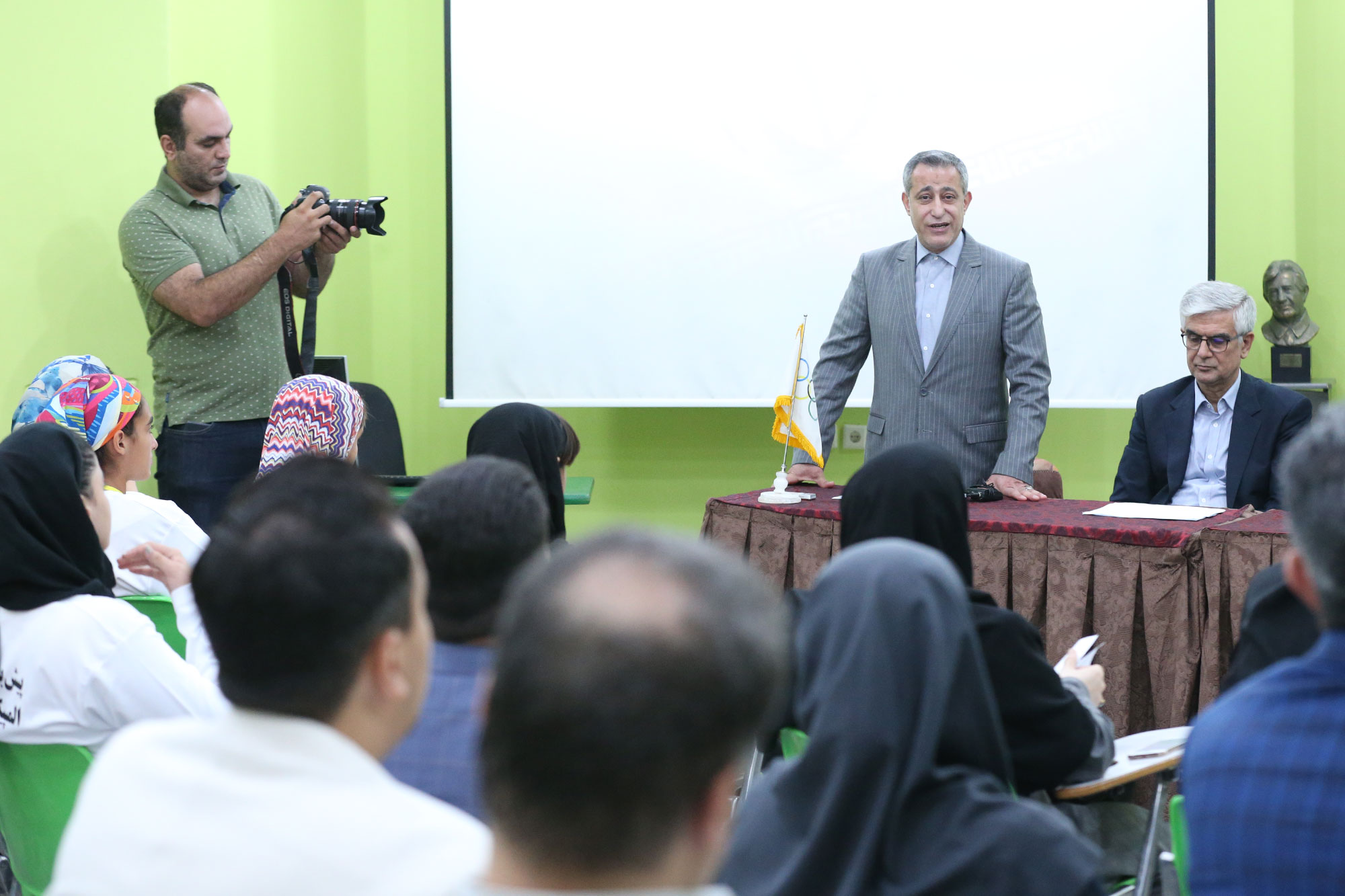 مراسم افتتاحیه بورسیه ورزشی امیدها و ستاره های المپیک ویژه دختران 16