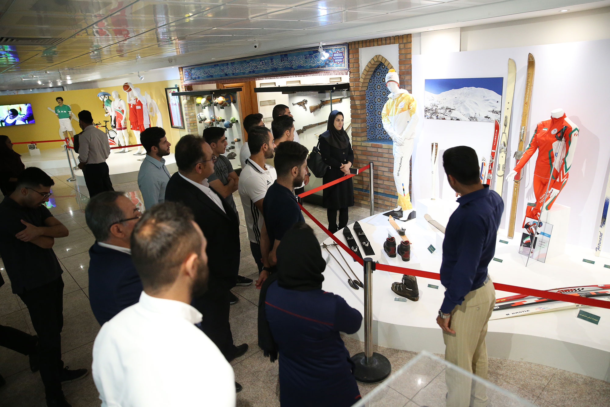 مراسم اهدا کاپ افتخارآفرینان ورزش راگبی و بازدید از موزه ملی ورزش،المپیک و پارالمپیک 5