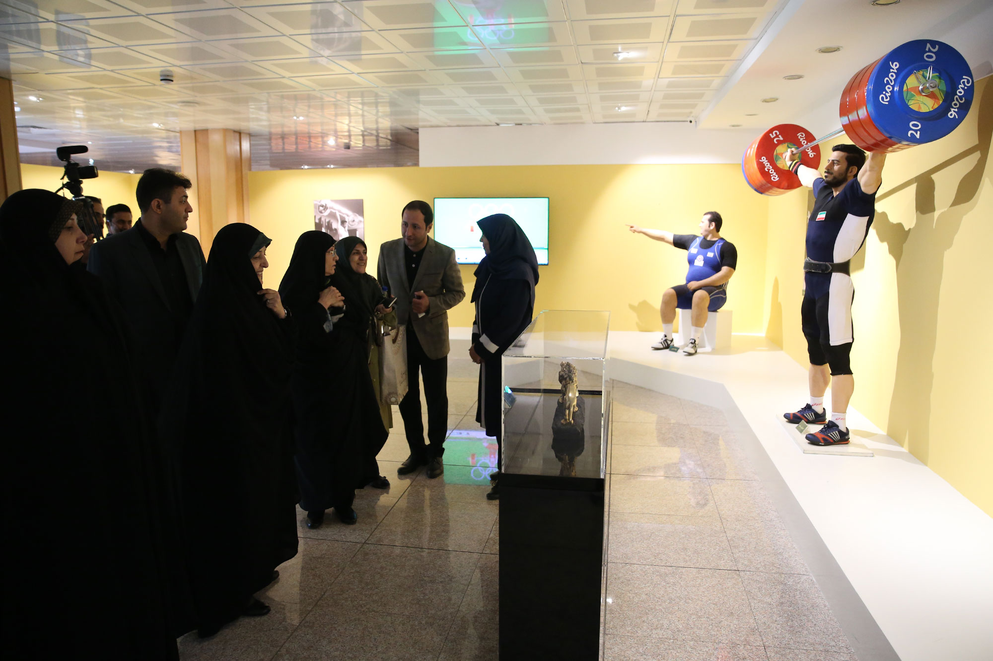 مراسم افتتاحیه دوره سولیداریتی ویژه دانش آموزان با حضور خانم ابتکار  14