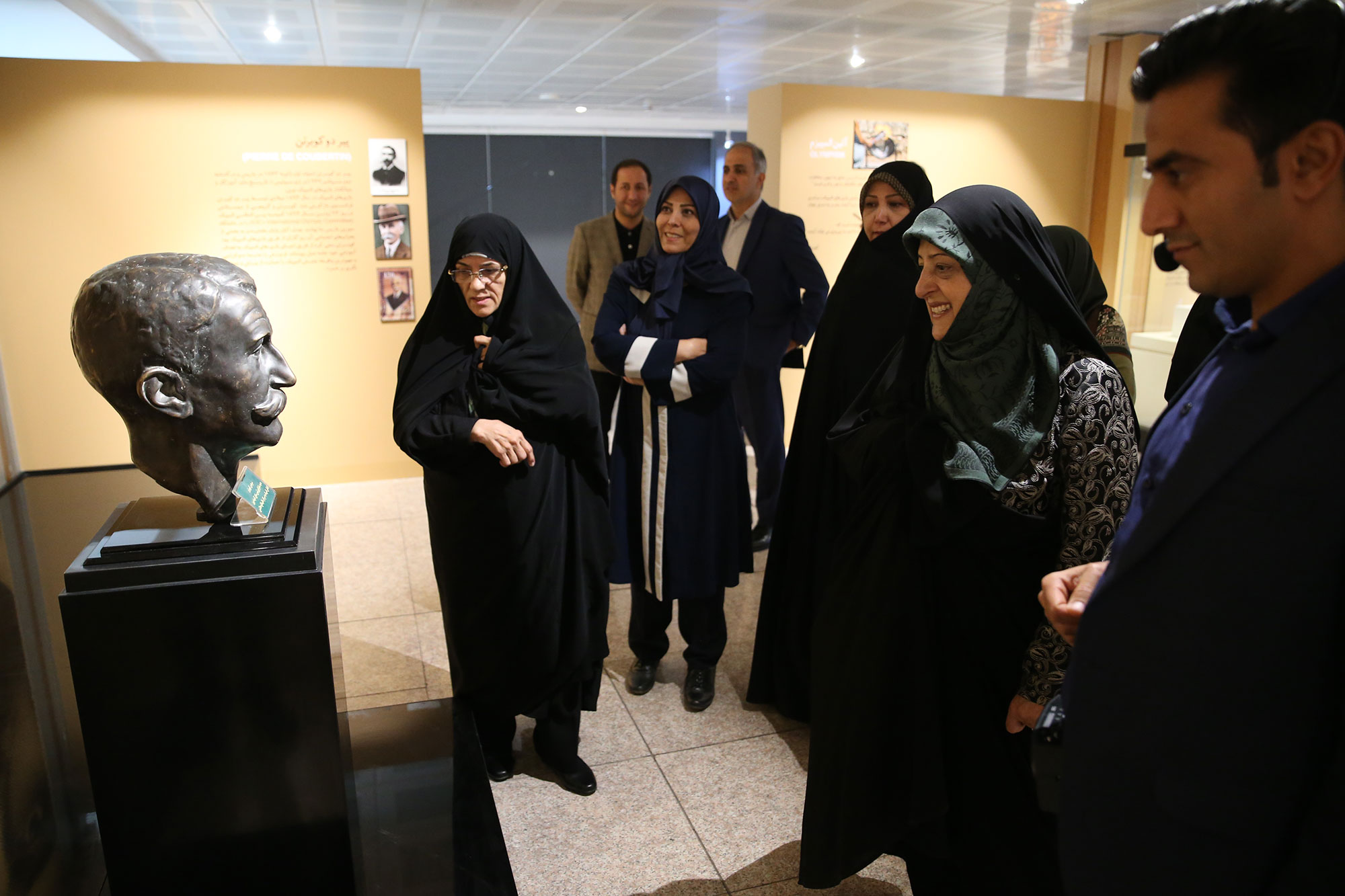 مراسم افتتاحیه دوره سولیداریتی ویژه دانش آموزان با حضور خانم ابتکار  17