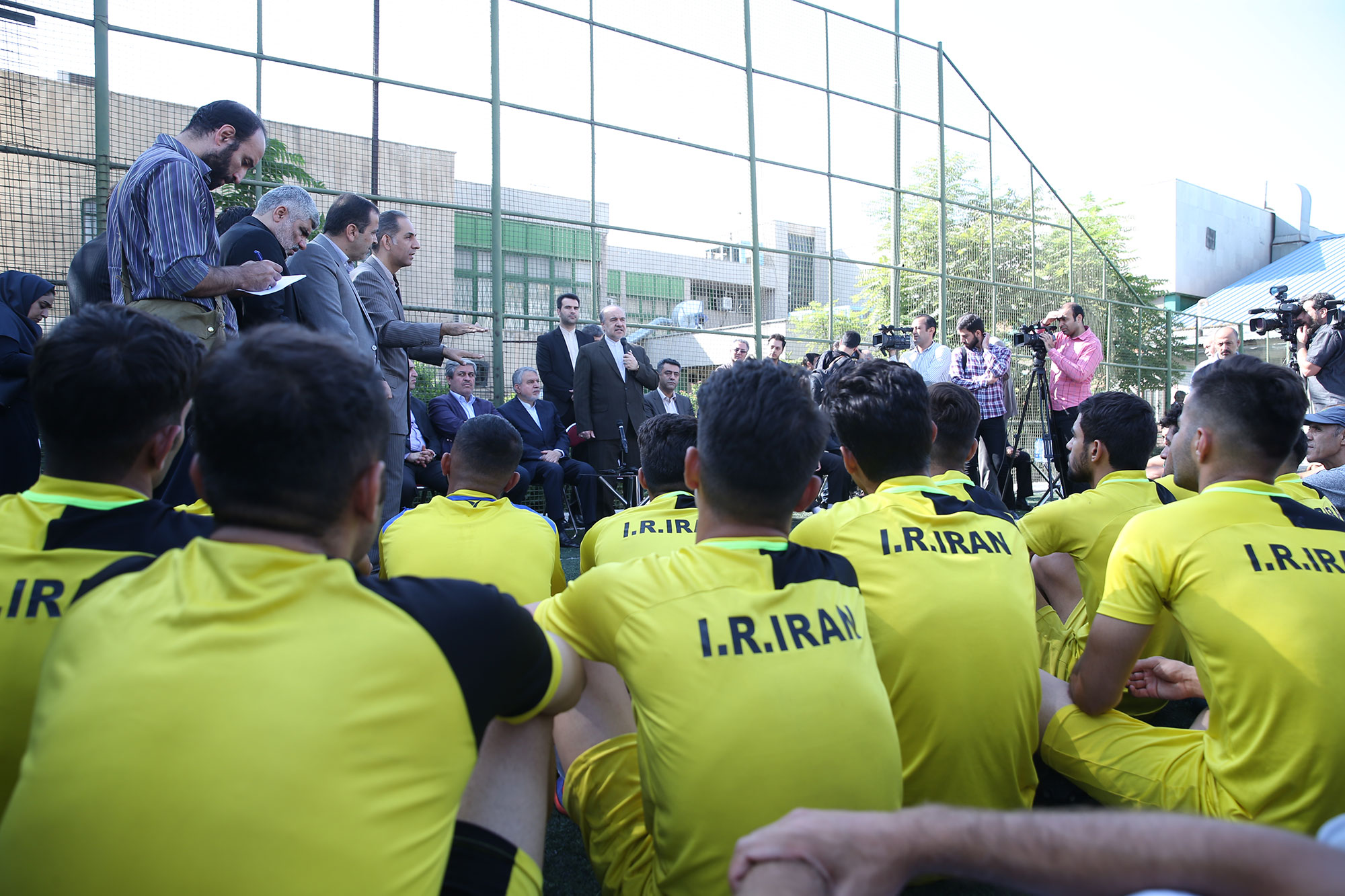 بازدید مسئولان ورزش کشور از تیم های ملی ناشنوایان 13