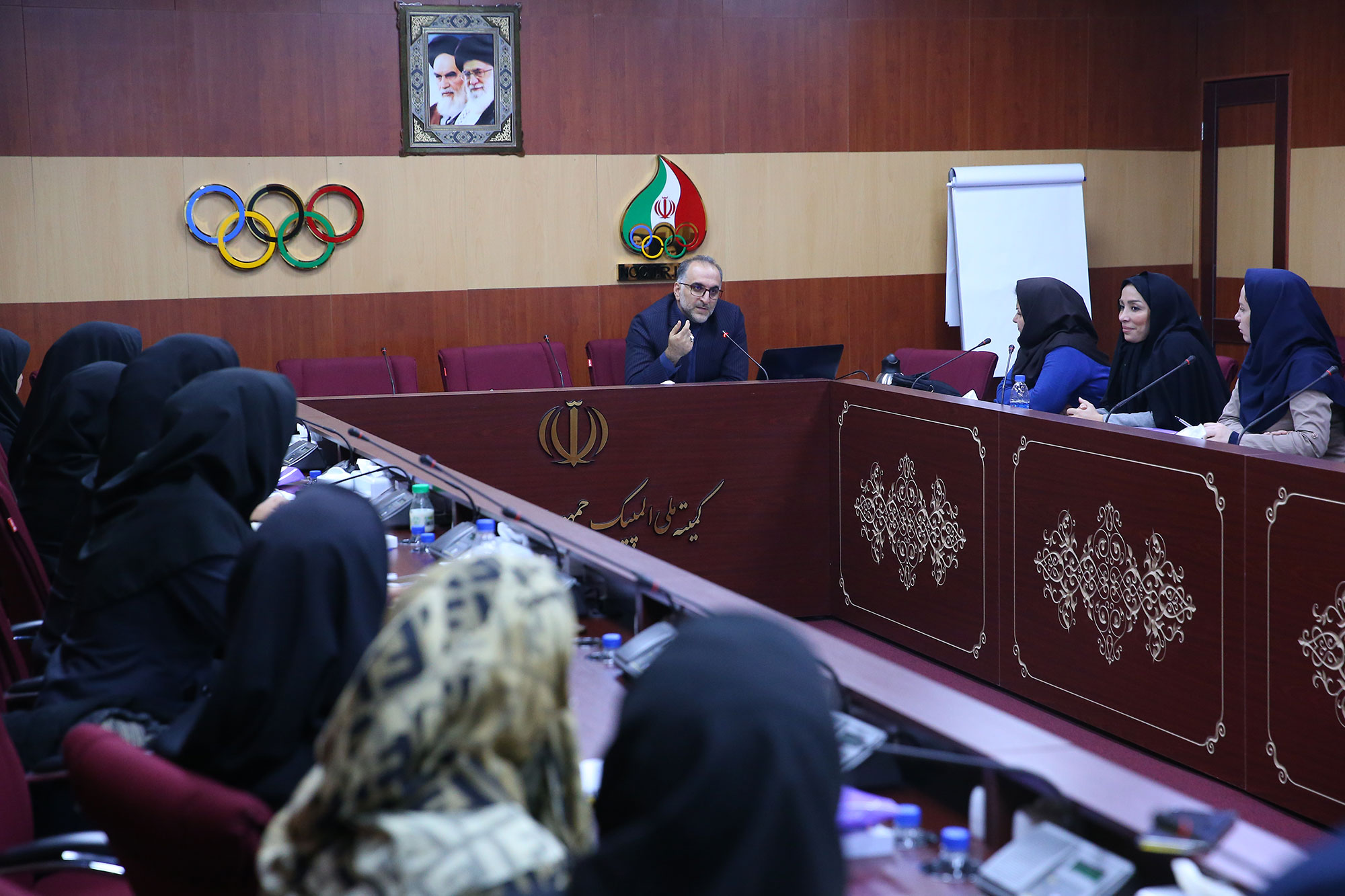 دوره مدیریت ورزشی المپیک سولیداریتی ویژه بانوان 8