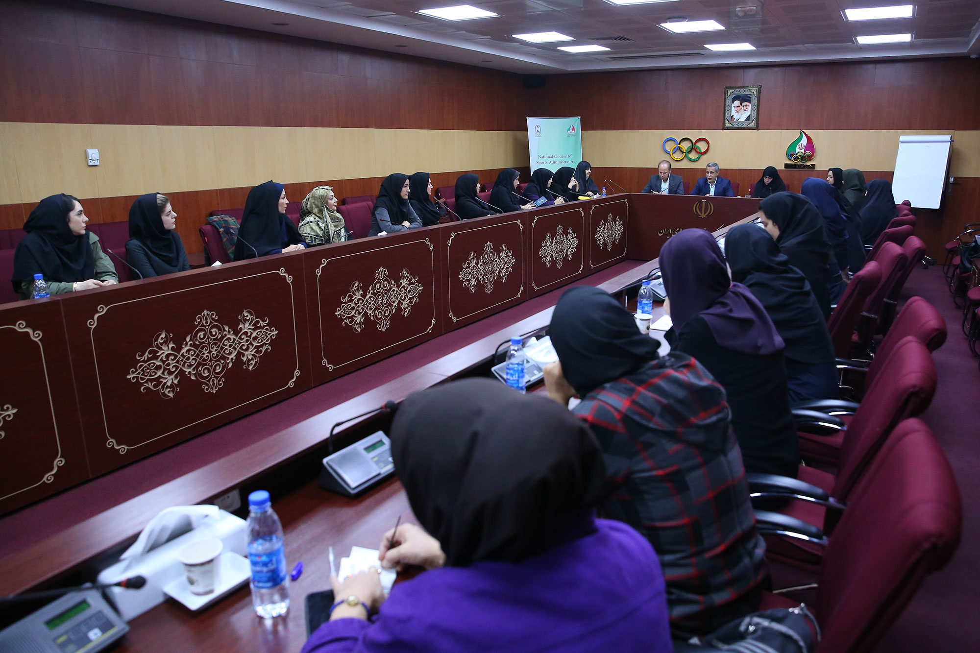 دوره مدیریت ورزشی المپیک سولیداریتی ویژه بانوان 14