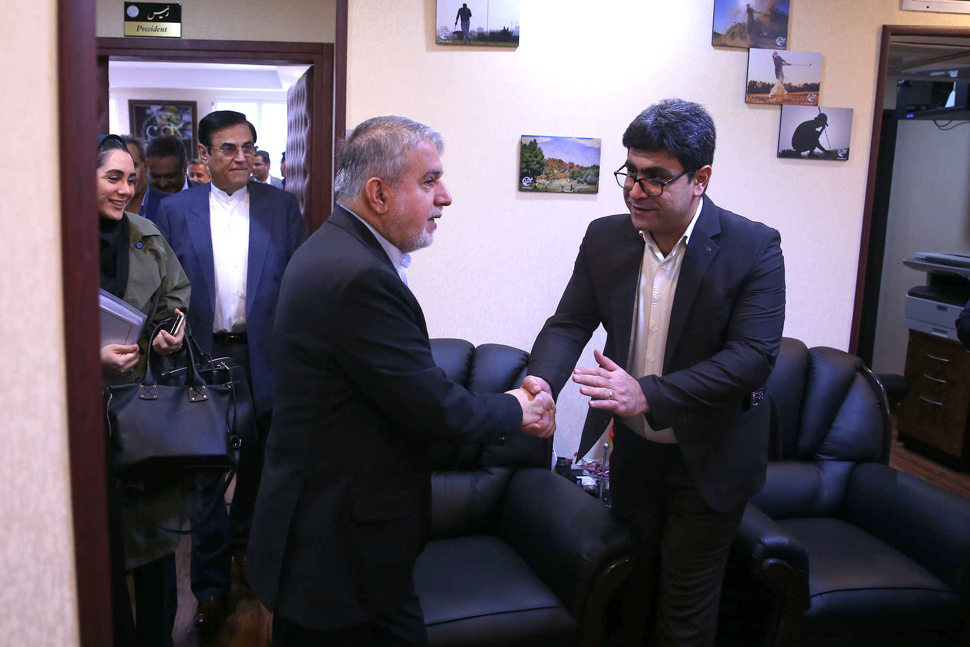 بازدید از فدراسیون های گلف، اسکواش، اسکی و بیماری های خاص 6