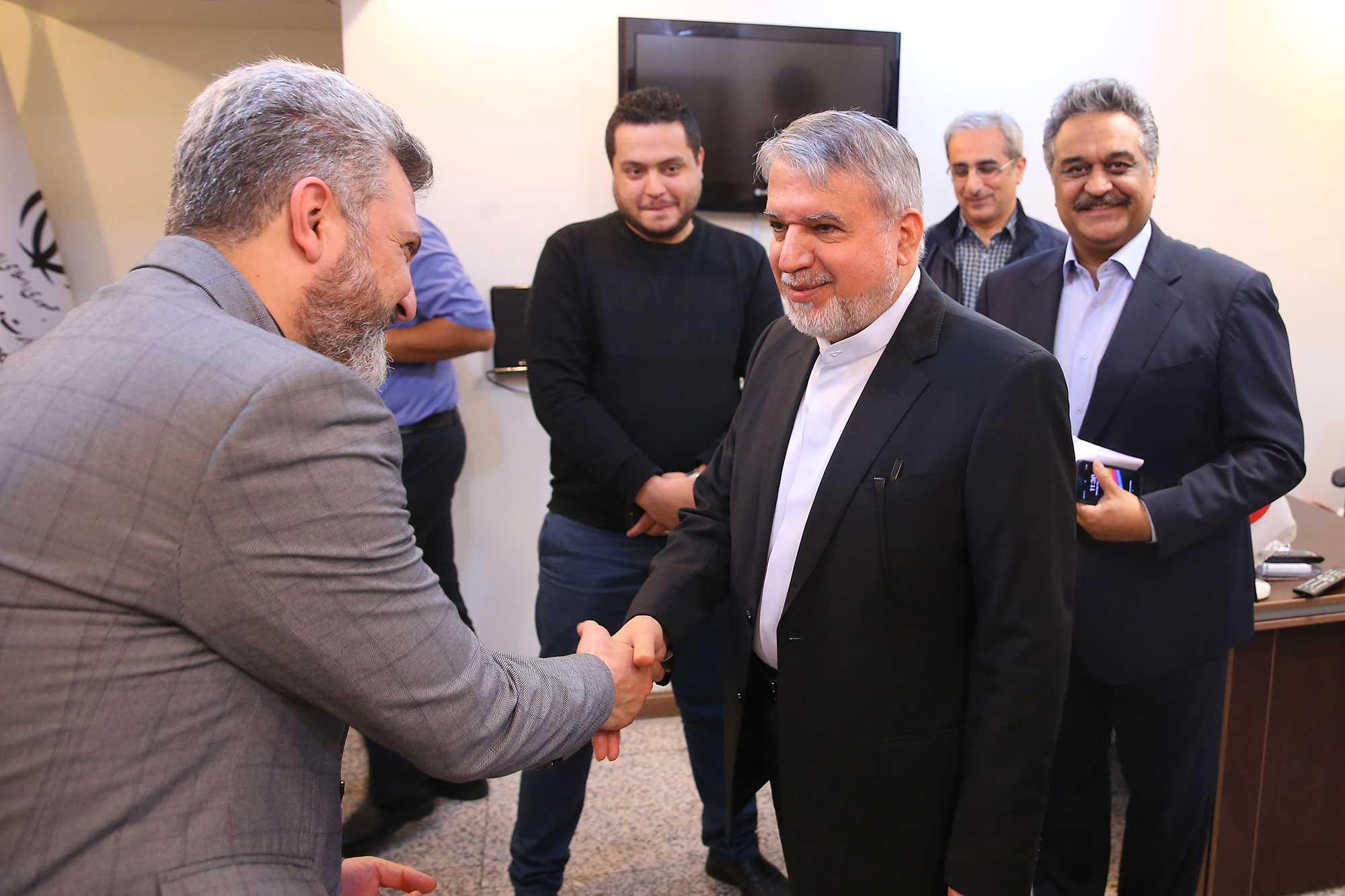 بازدید از فدراسیون های گلف، اسکواش، اسکی و بیماری های خاص 8