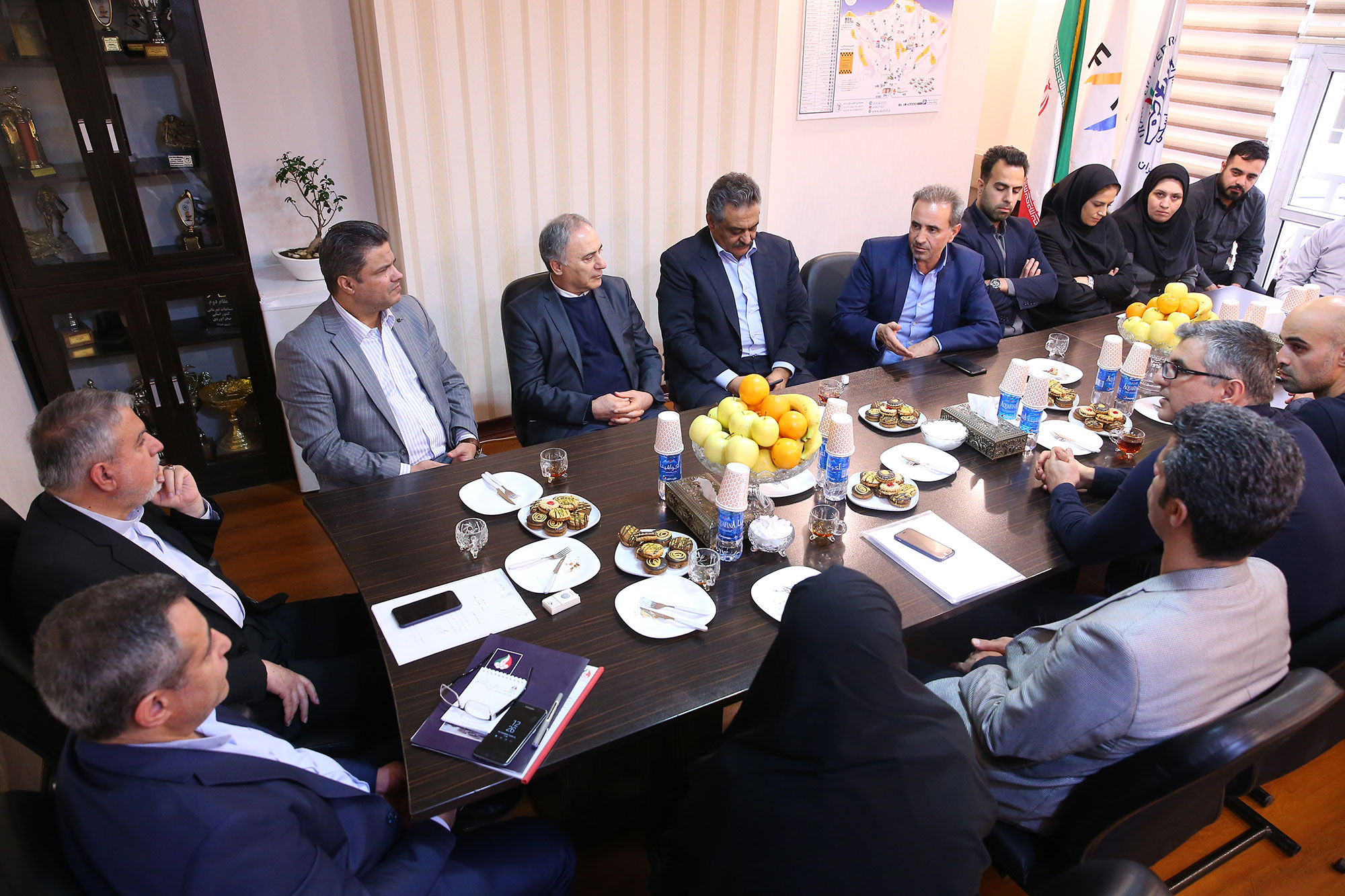 بازدید از فدراسیون های گلف، اسکواش، اسکی و بیماری های خاص 21