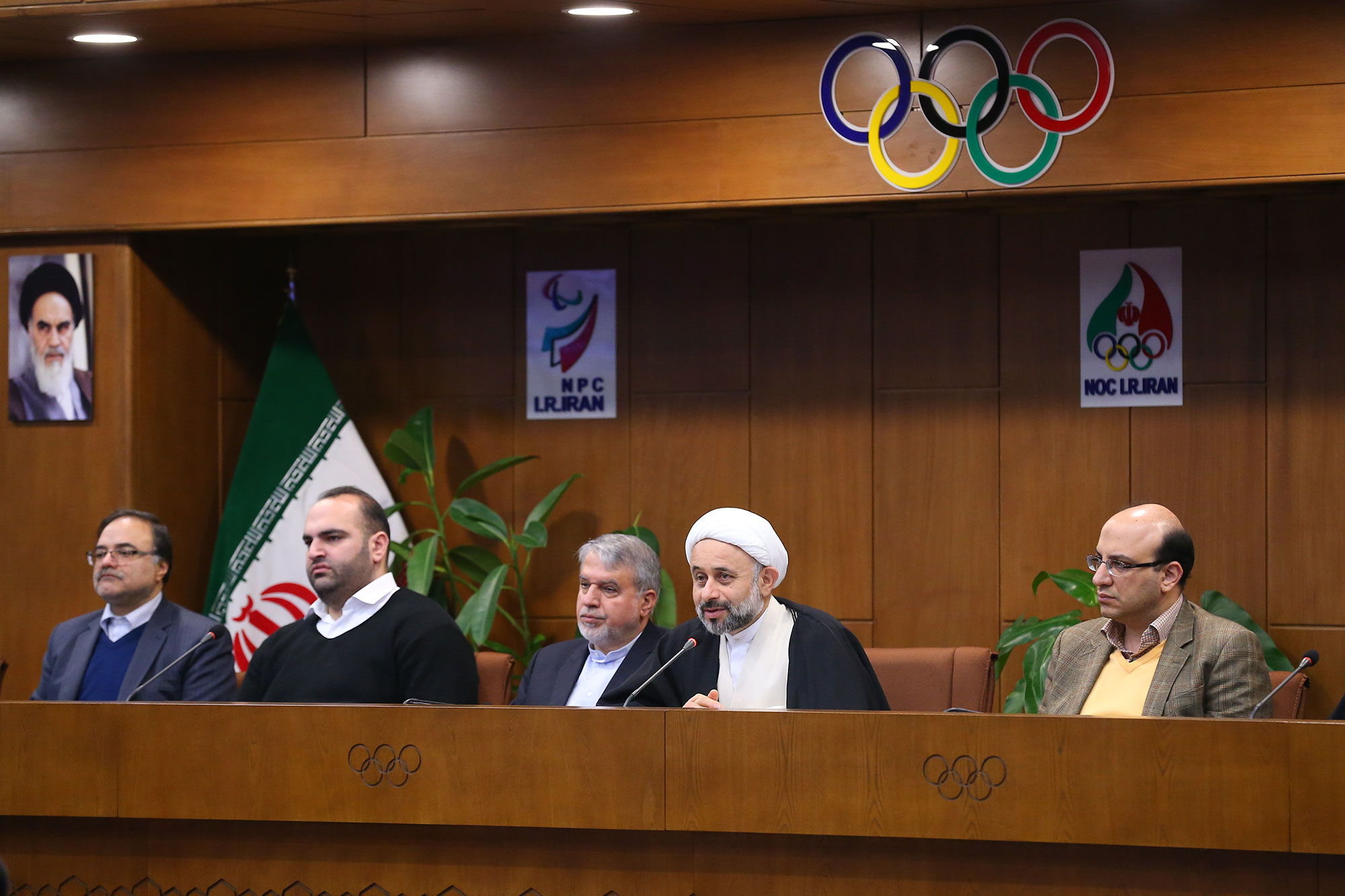 دومین نشست هم اندیشی اعضای کمیسیون های ورزشی کمیته ملی المپیک 38