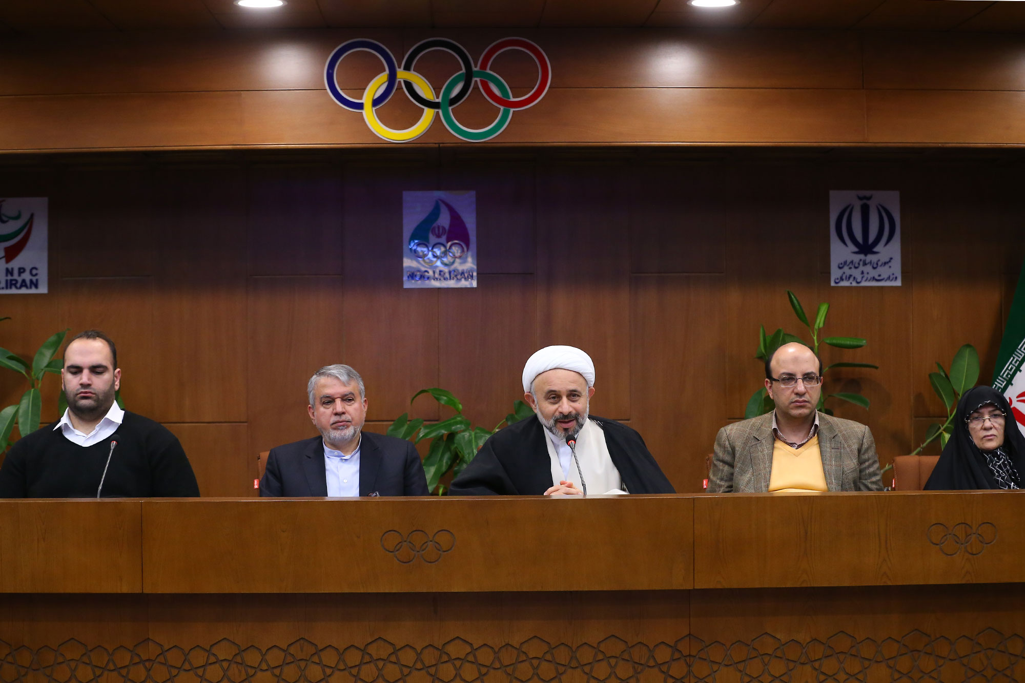 دومین نشست هم اندیشی اعضای کمیسیون های ورزشی کمیته ملی المپیک 40