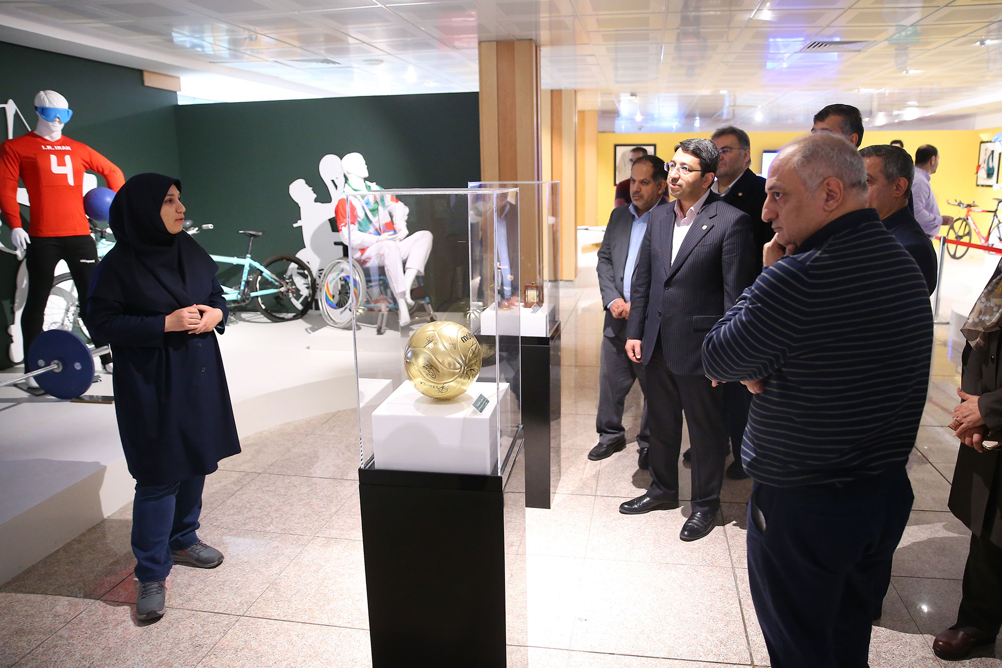 بازدید ریاست سازمان بهزیستی از موزه ملی ورزش، المپیک و پارالمپیک 17