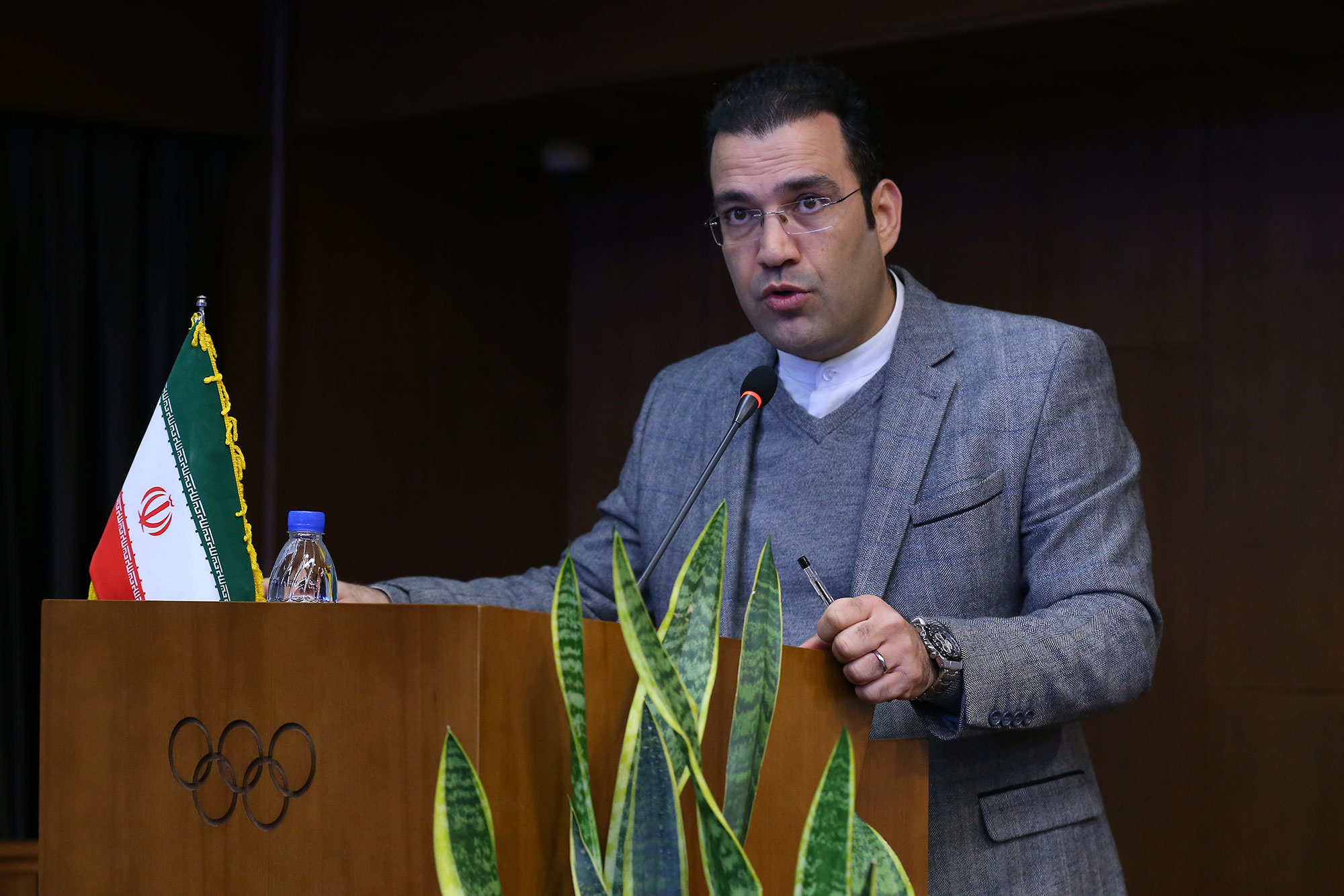 نشست تخصصی گرامیداشت روز هوای پاک - مسابقات فوتسال بمناسبت هفته محیط زیست 21